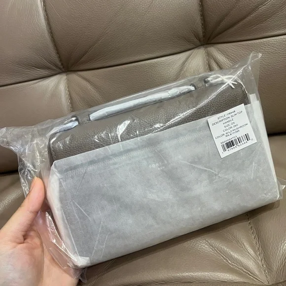 NWT Tory Burch SLIM ROMY TOP HANDLE BAG Color:Wild Mushroom - Picture 4 of 12